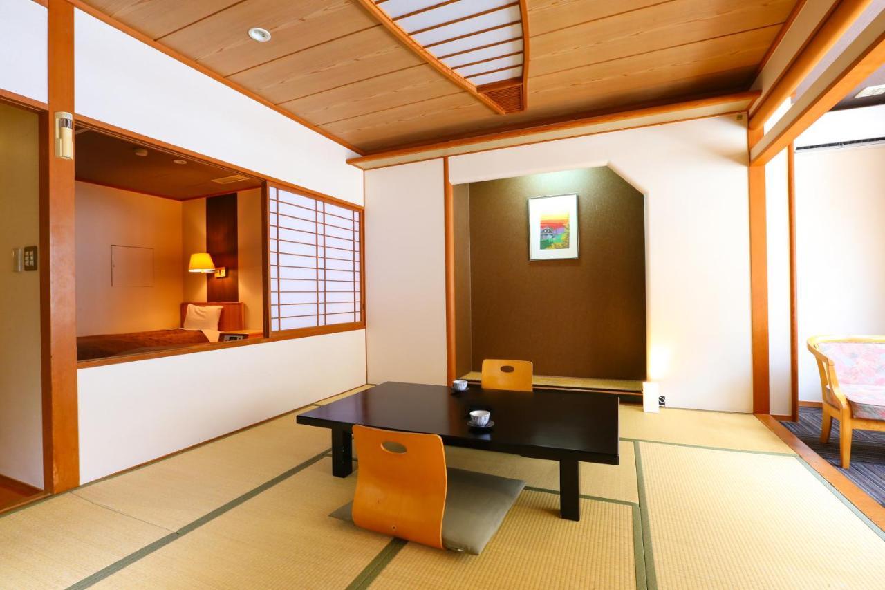 Ooedo Onsen Monogatari Ikaho Hotel Sibukava Kültér fotó