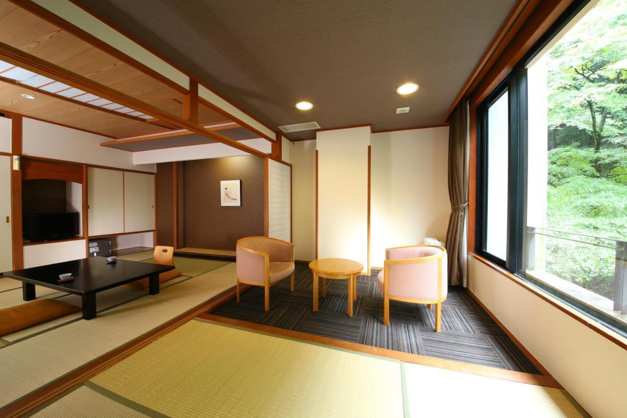 Ooedo Onsen Monogatari Ikaho Hotel Sibukava Kültér fotó